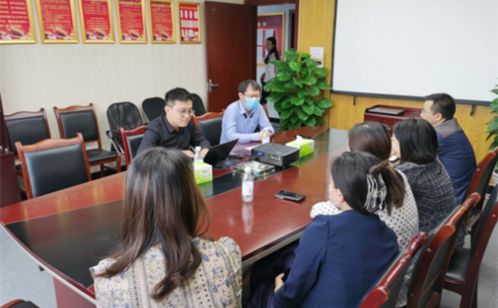 122大阳城集团网站置业公司召开项目推进工作法律咨询会